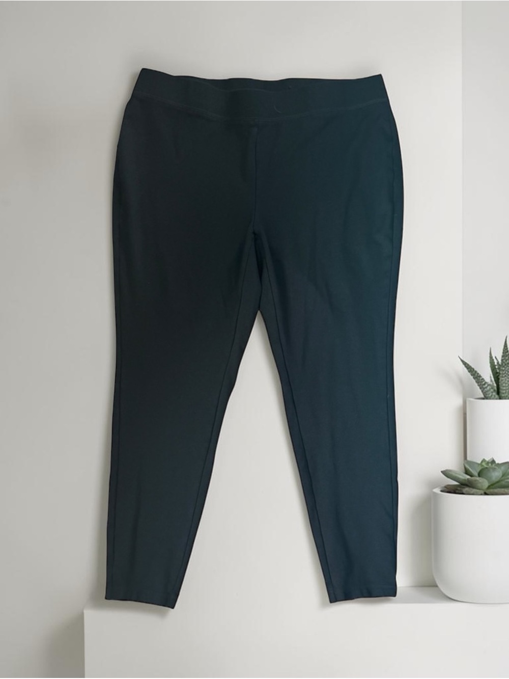INC International Concepts Black Ponte Pull-On Leggings